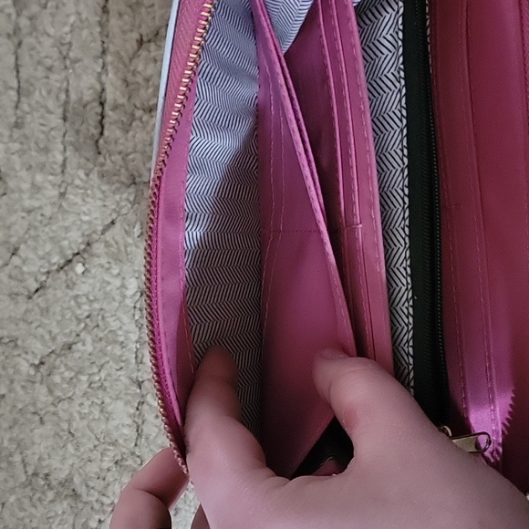 Wallet - Picture 5 of 10